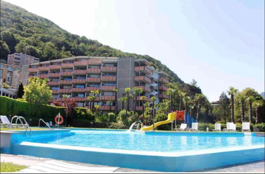 Holiday On The Lake Lugano 2 Bissone Exterior photo